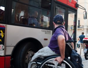 nws_disabili_mezzi_pubblici_l_italia_indietro_169_1