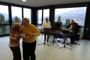 nws_fisarmonica_balli_sorrisi_alla_residenza_bellagio_1342_1