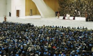 nws_il_papa_benedice_gli_uomini_le_donne_confcooperative_330_1