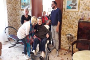 nws_palma_rivede_sua_casa_riabbraccia_vicini_1063_1