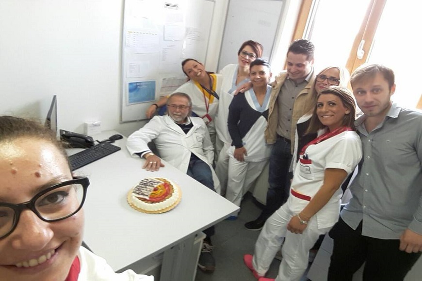RSSA Mesagne, grande festa per il compleanno del dott. Capozza